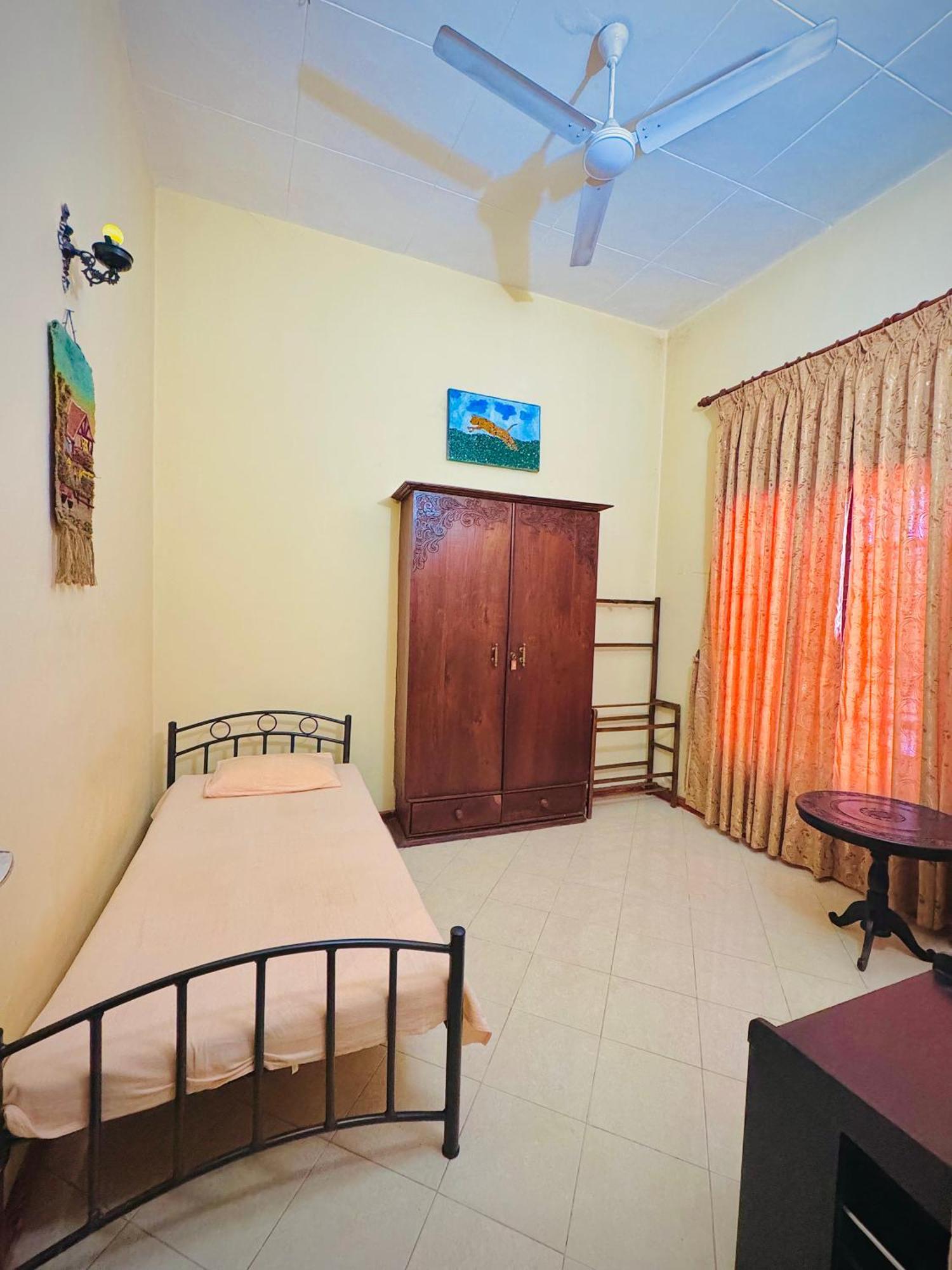 Mahaweli View Bungalow Kandy Exterior foto